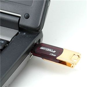 USBメモリーが危ない！